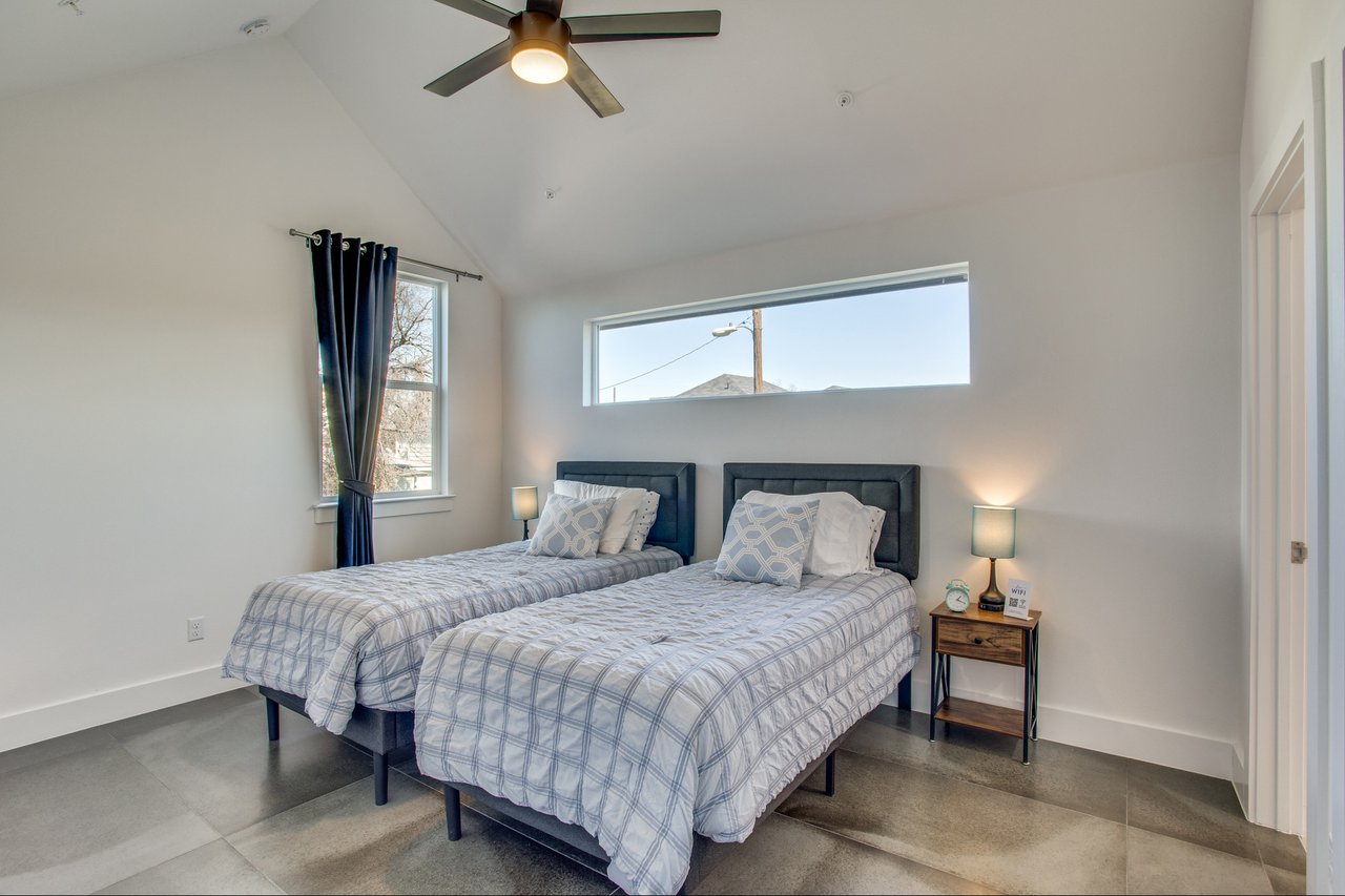 3409 Pennsylvania Ave #2