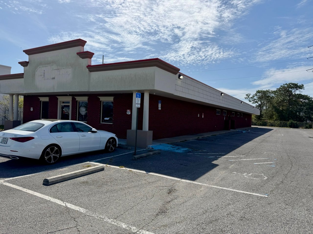 514 Mary Esther Cut Off NW