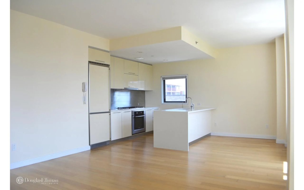 11-02 49th Avenue Unit: 2O