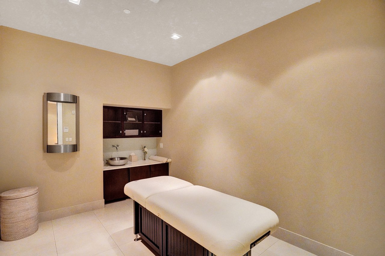 2831 North Ocean Boulevard, Unit 1108N