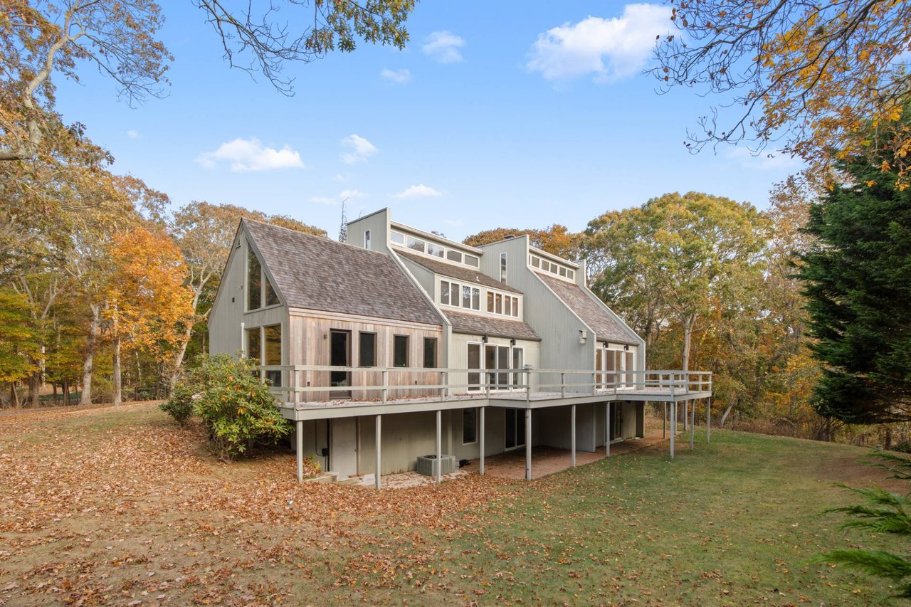42 DAVIS DR
