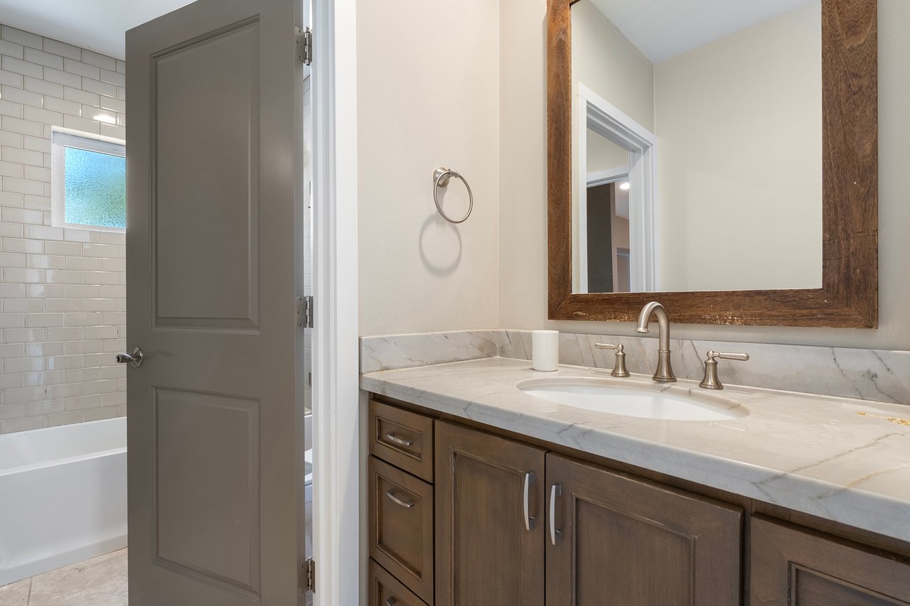 7281 E ROYAL PALM Road