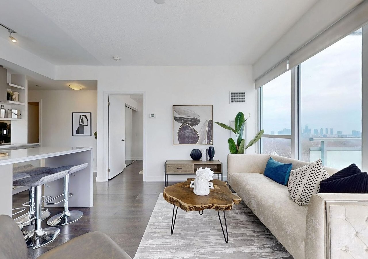 1830 Bloor St W Unit: 1115