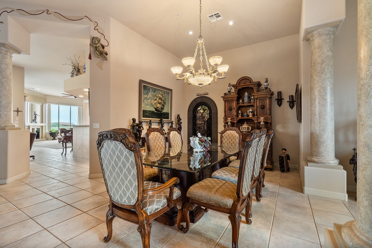 9657 E PEREGRINE Place