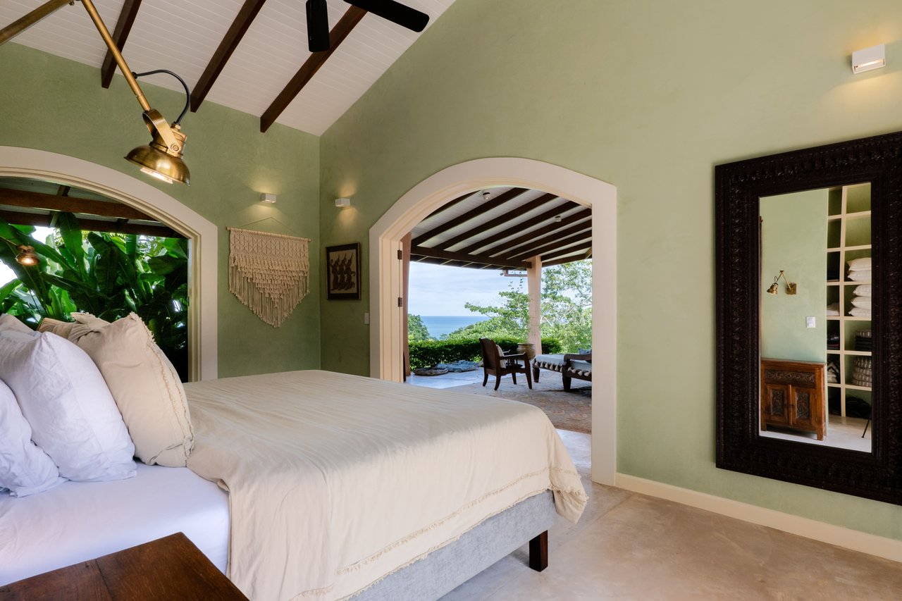 Chakra Bohemian Retreat / Las Delicias, Montezuma , Cóbano