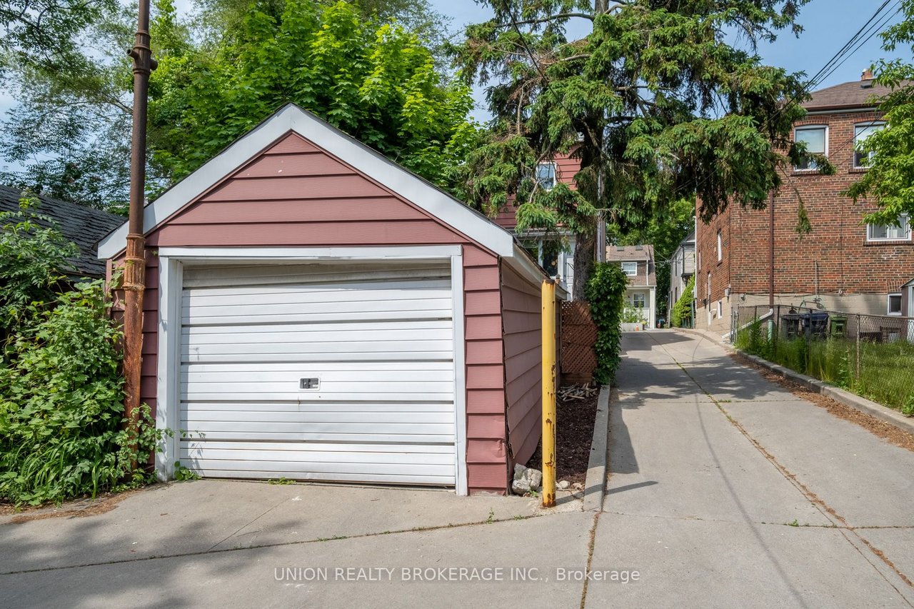 265 Hiawatha Rd