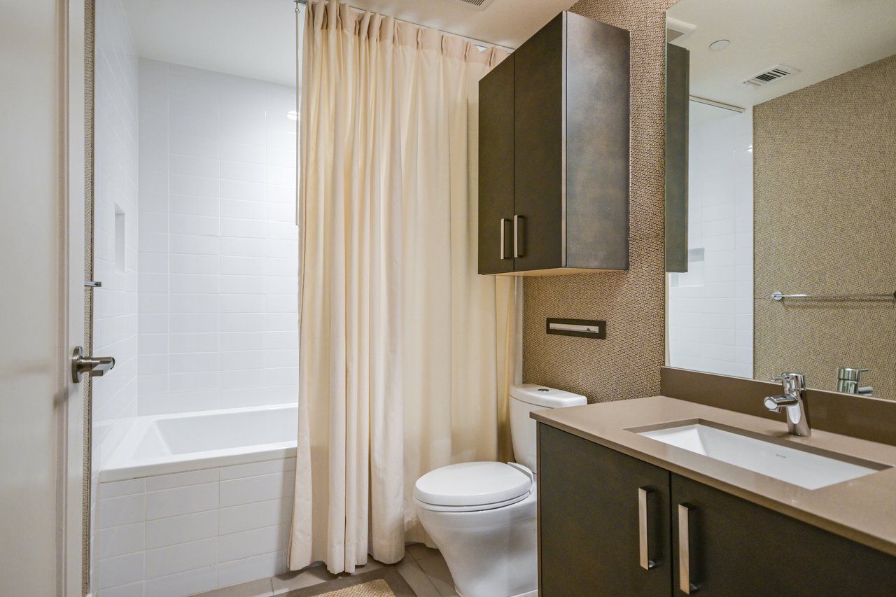222 West Ave #1101