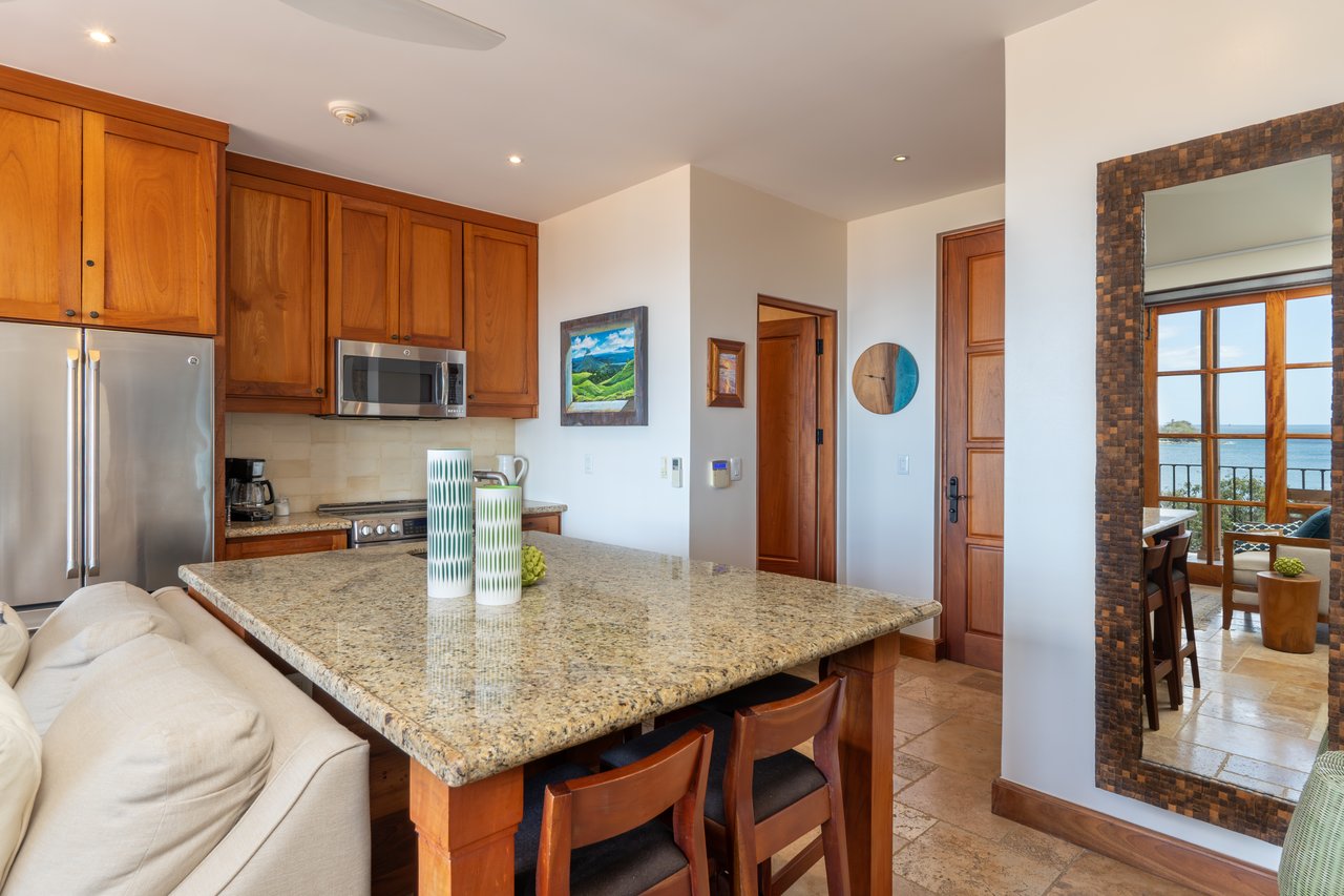 42 Plaza Central | Penthouse Living with Panoramic Ocean Views in Las Catalinas