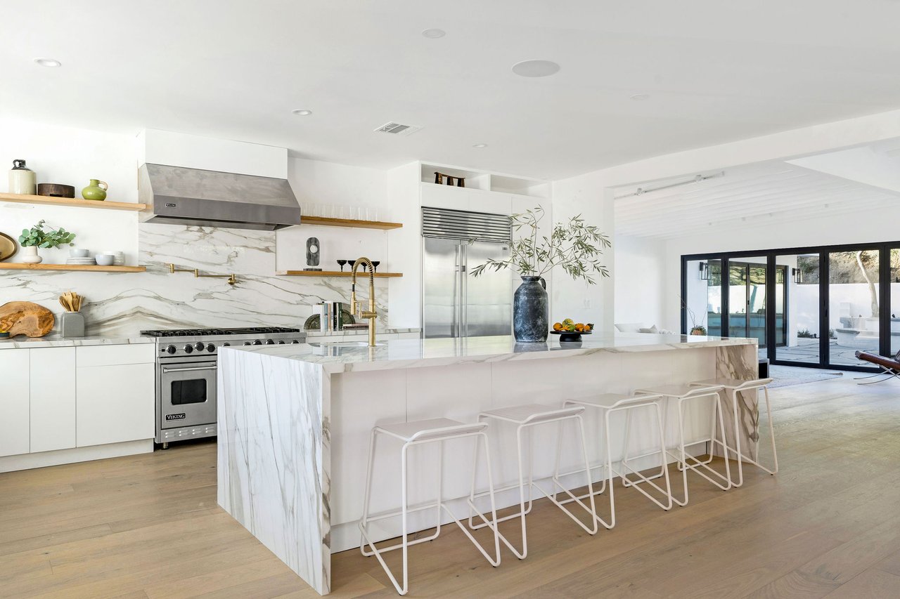 2600 Zorada Drive