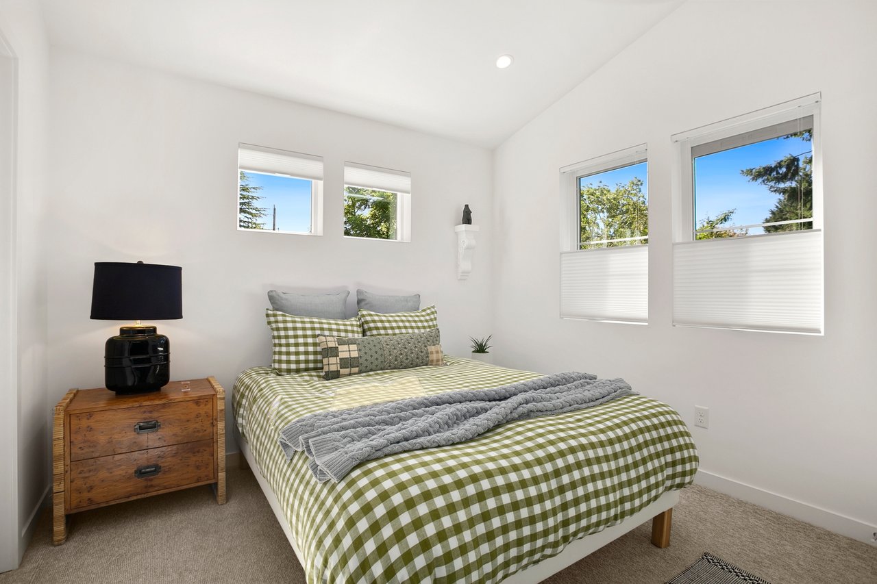 10419 & 10421 41st Avenue SW - Together Or Separate
