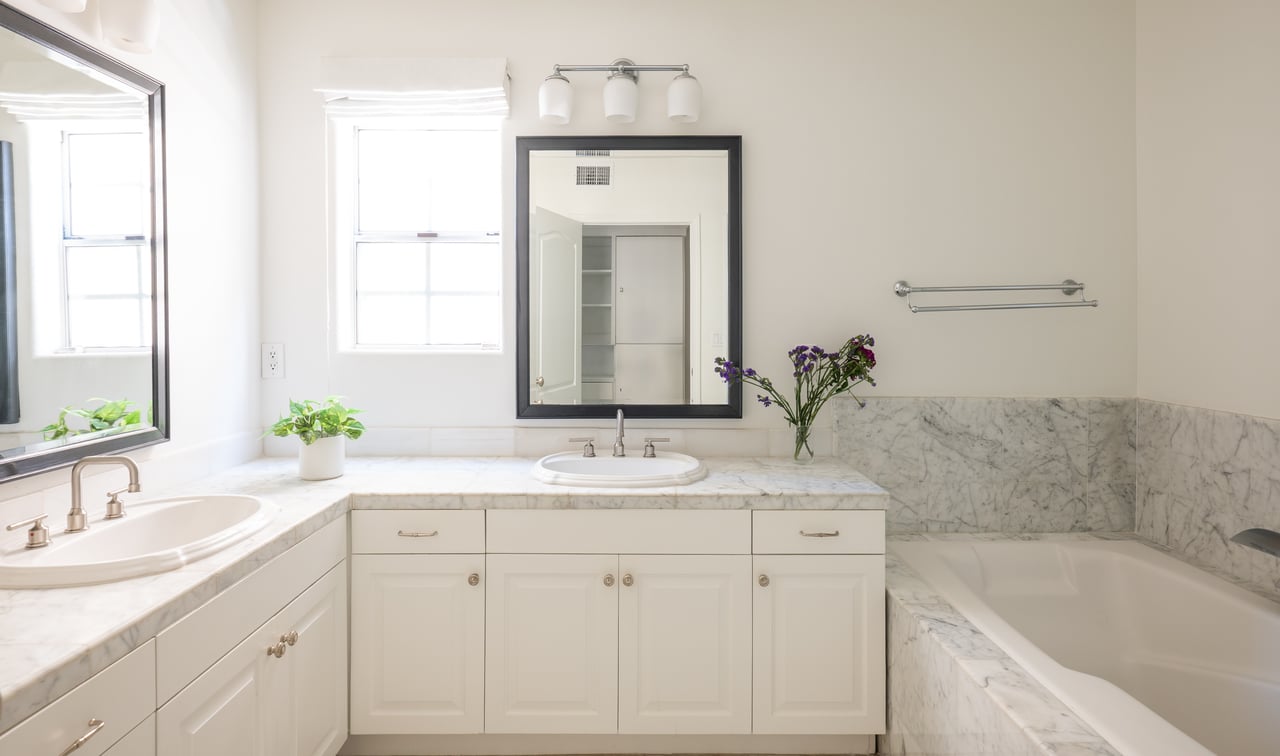 146 S Clark Dr Unit: 101, West Hollywood