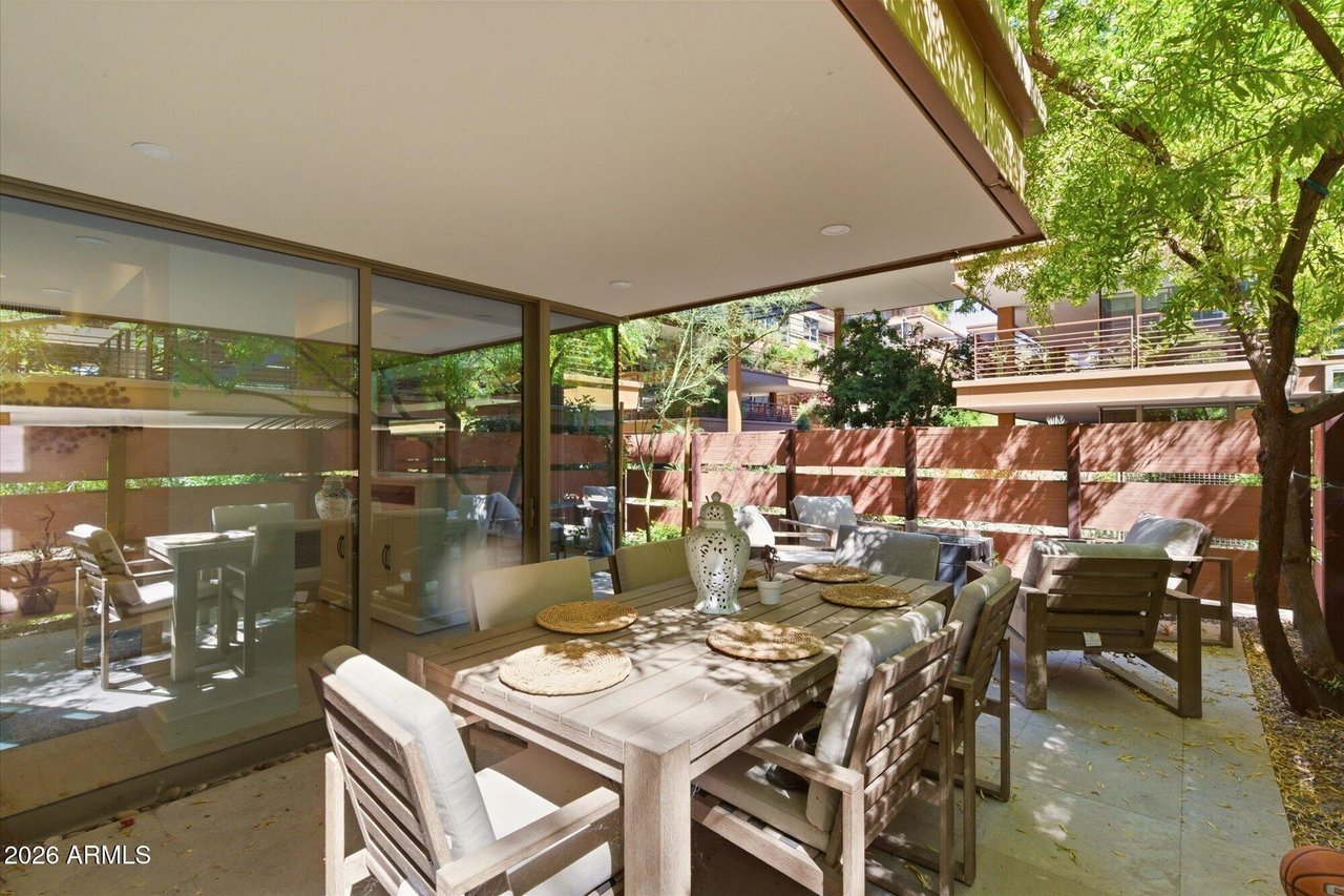 7131 E Rancho Vista Dr, #1001