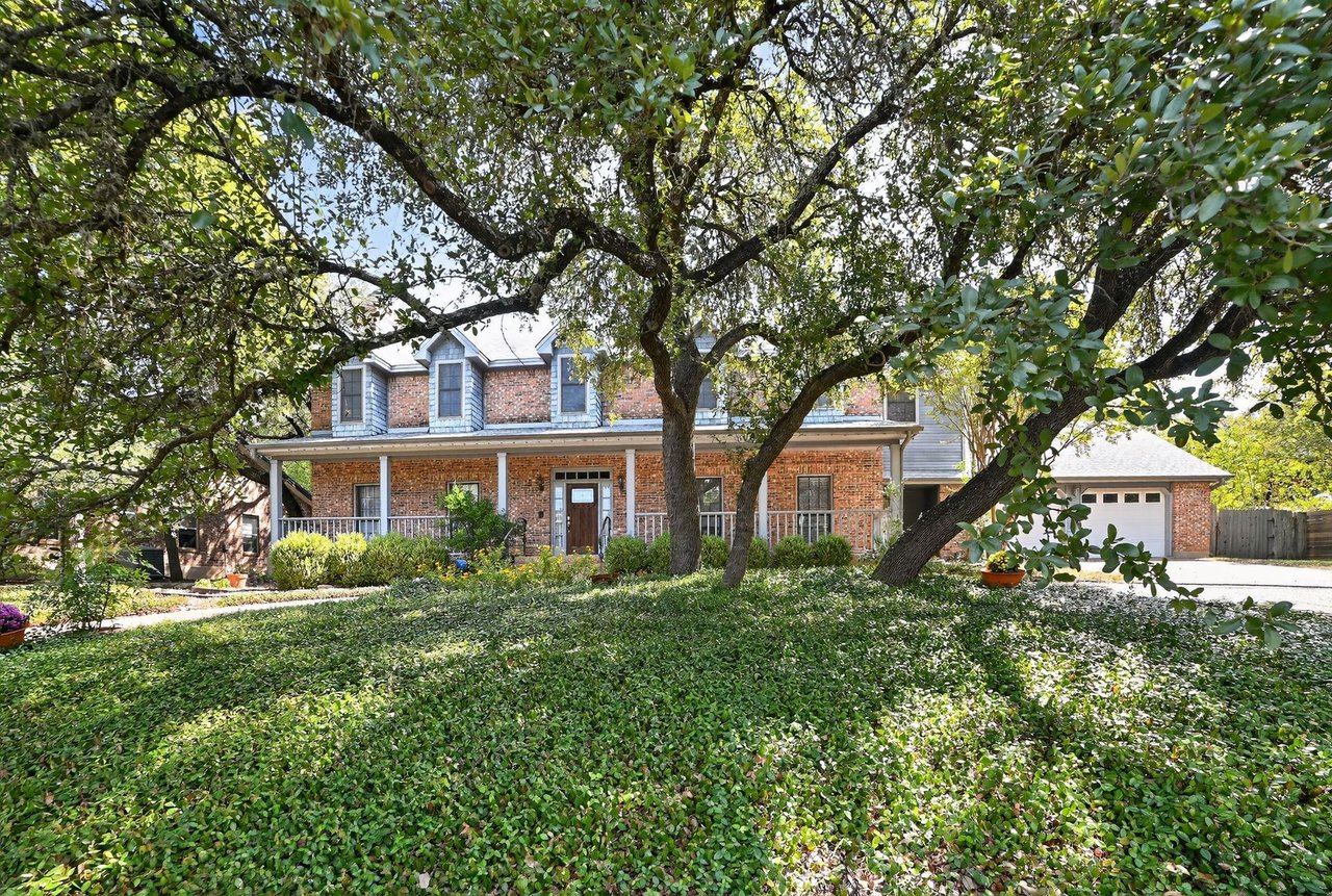 2943 Thousand Oaks Dr