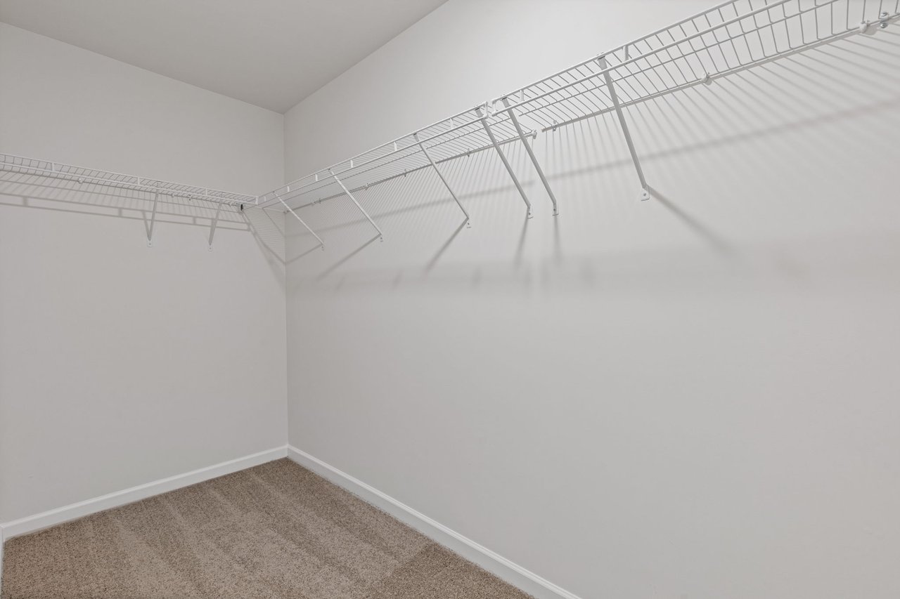 688 Shoals Trl