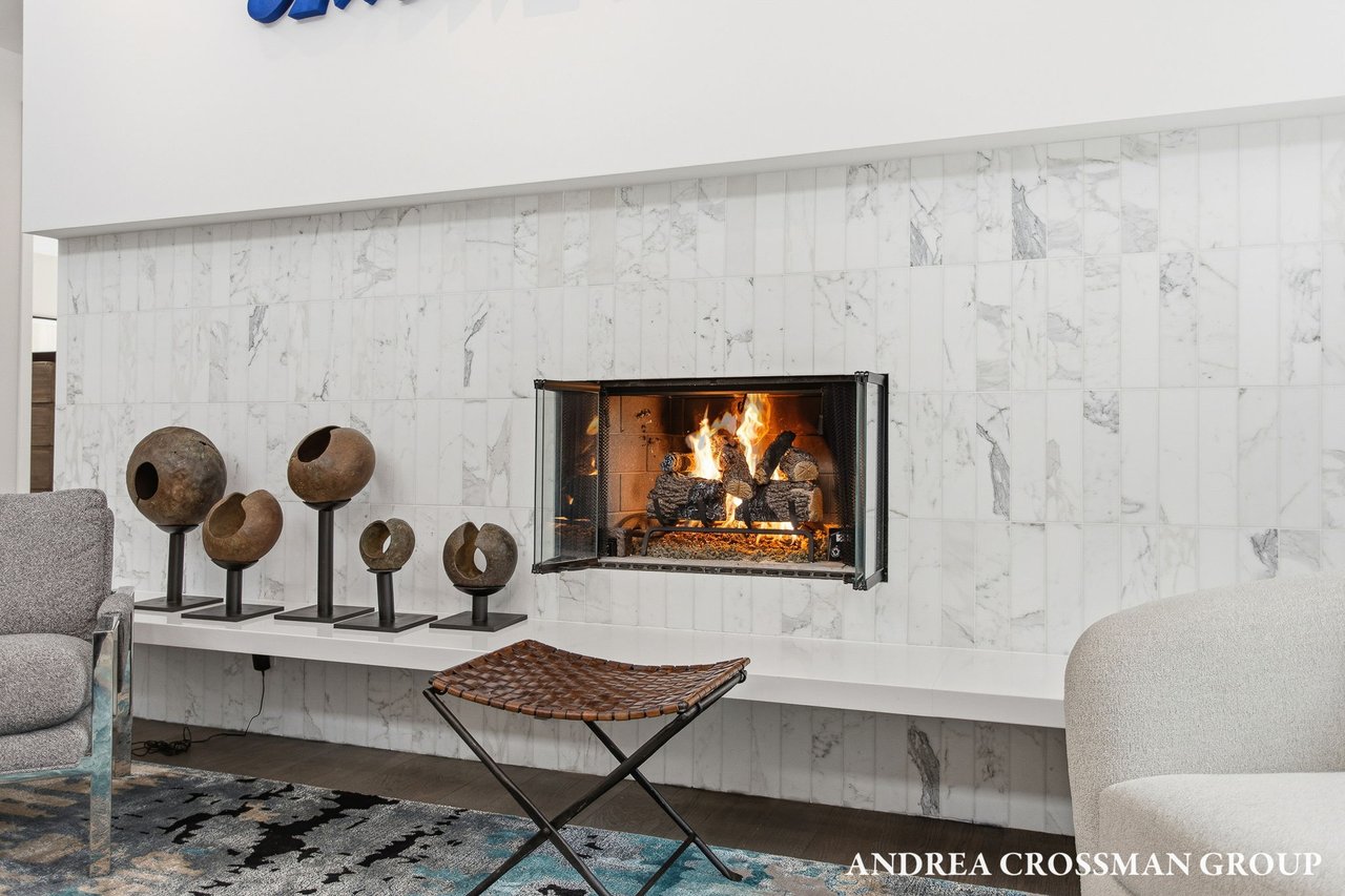 6919 Bendemeer Drive