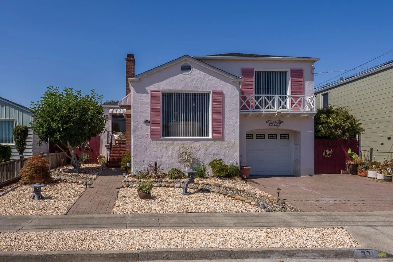 381 Poplar Ave