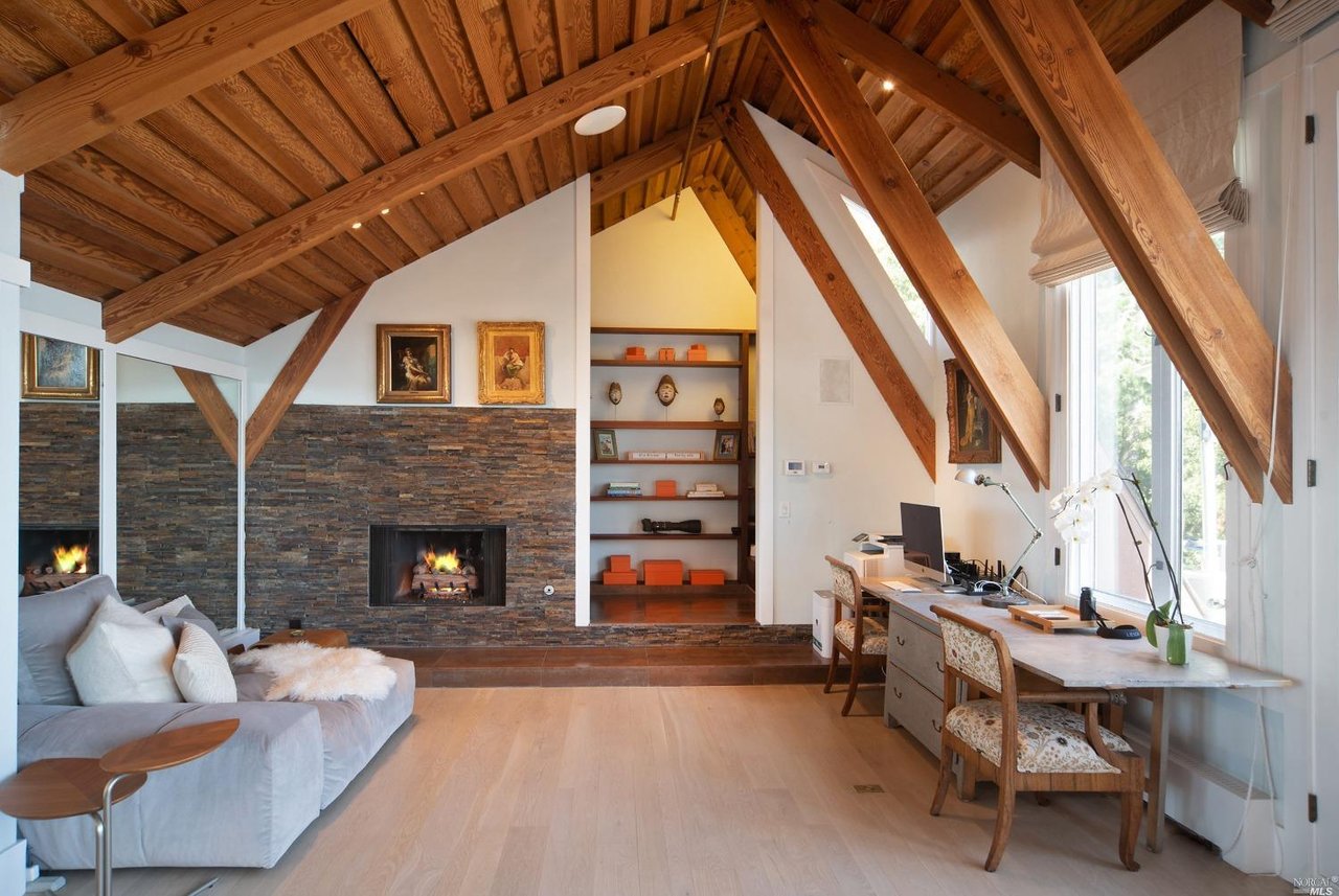 106 Mount Tiburon Rd