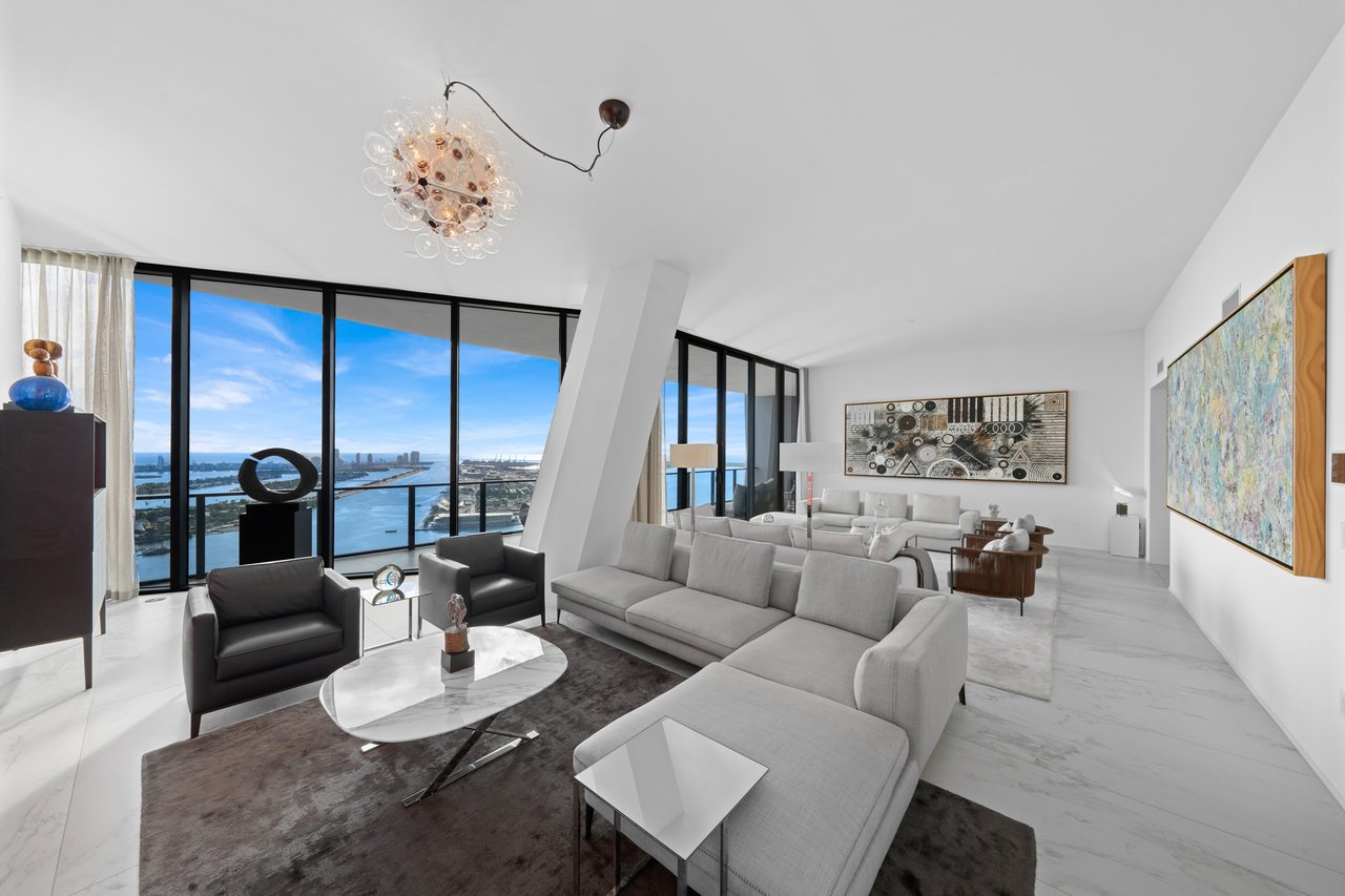 One Thousand Museum Lower Penthouse 4901