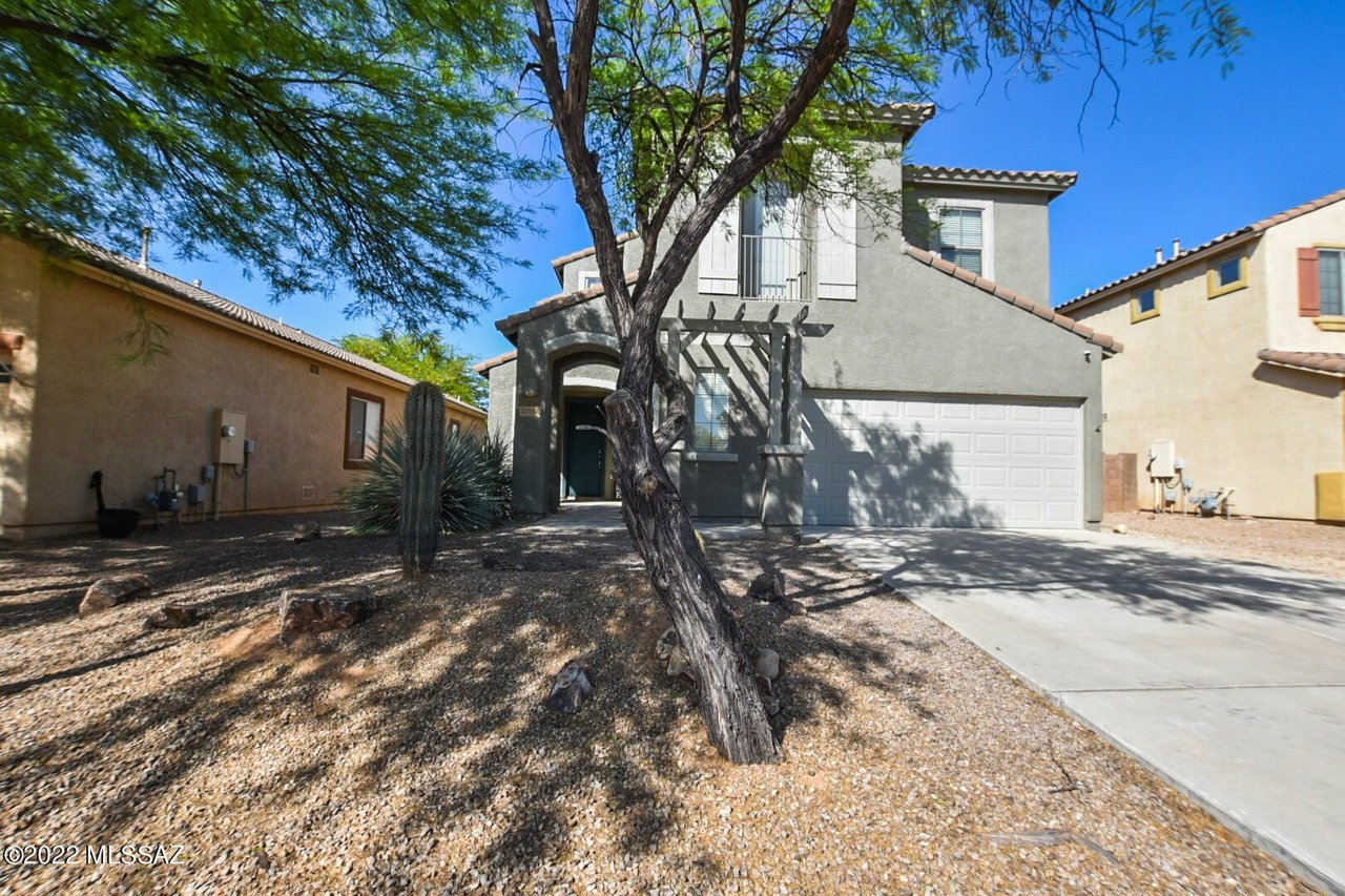 12963 Westminster Dr