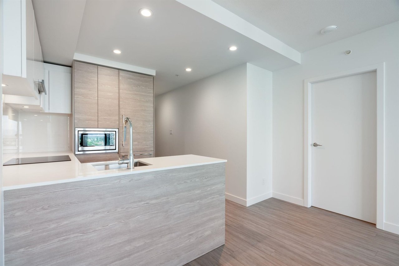 13655 Fraser Hwy, #2105
