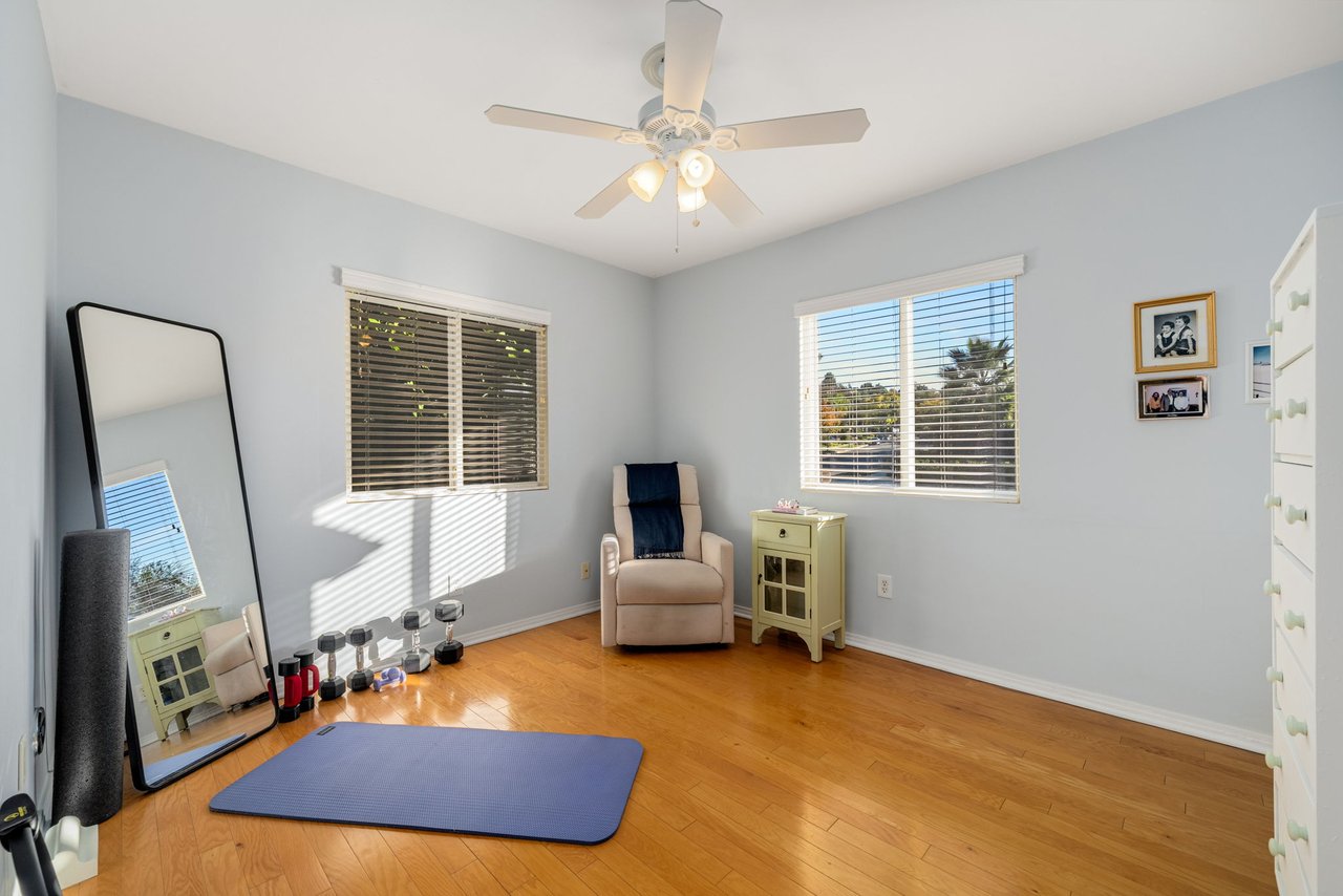 23001 Lita Pl, Woodland Hills, CA 91364