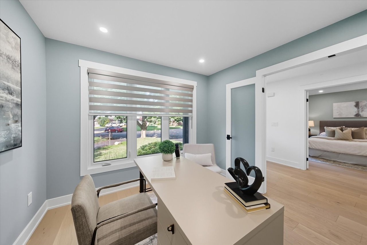 11 Avondale Cres 