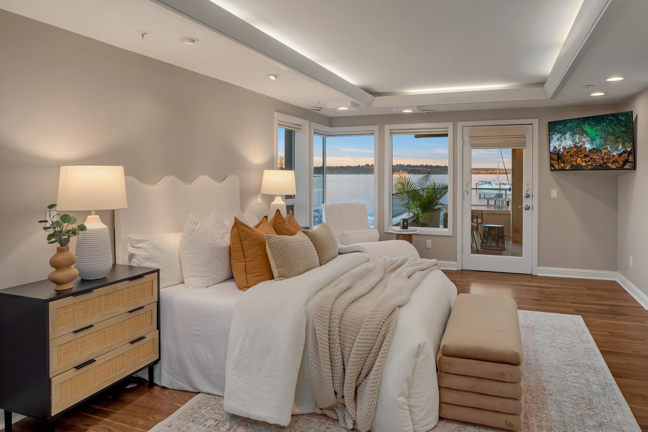 4511 Lake Washington Boulevard NE Unit: 2