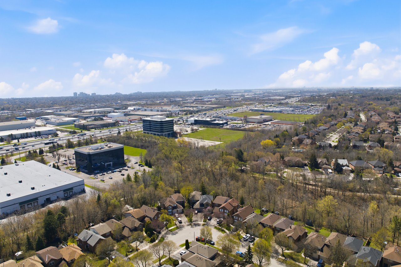 1181 Potters Wheel Cres, Oakville