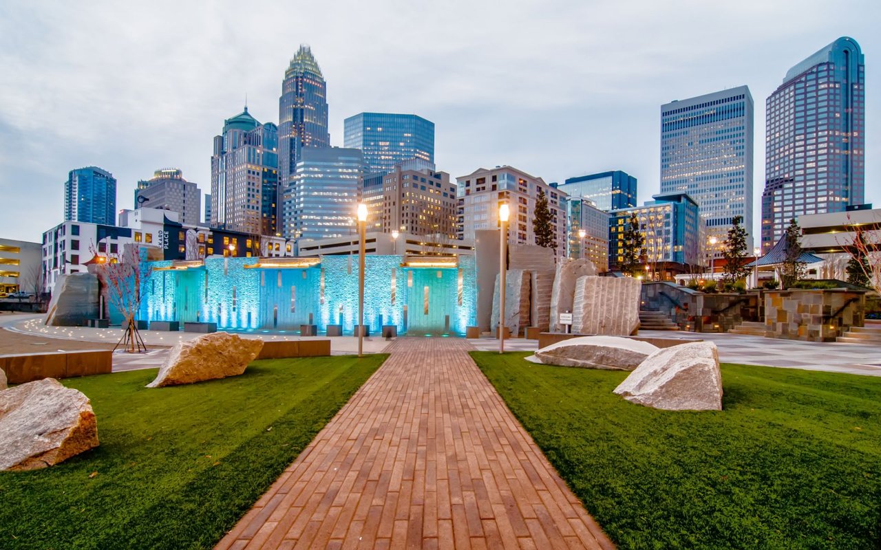 Winston-Salem (Triad)