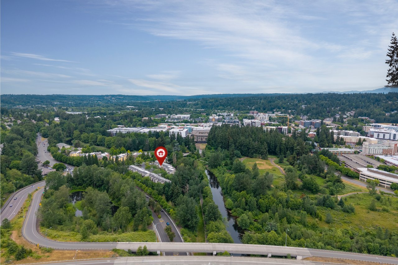 Lovely Redmond Condo