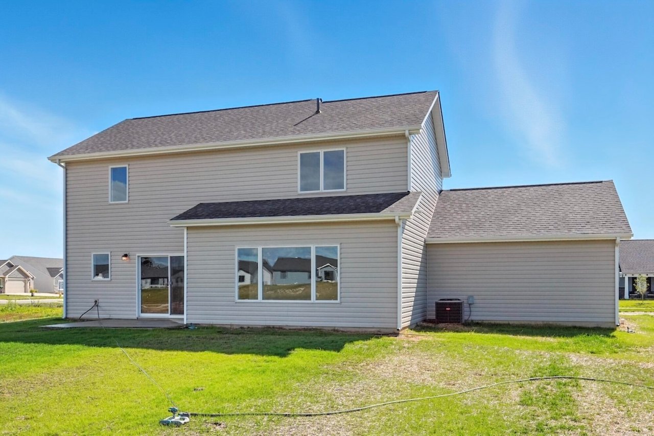 885 Zenos Blvd