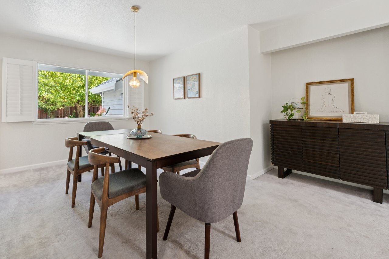 219 Butterfield Dr