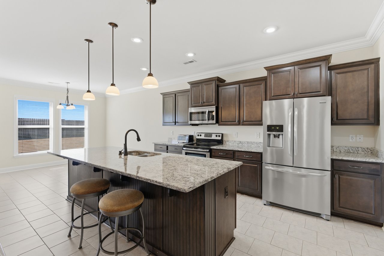 4 Bedroom Meridianville Home with Fully Fenced Yard!