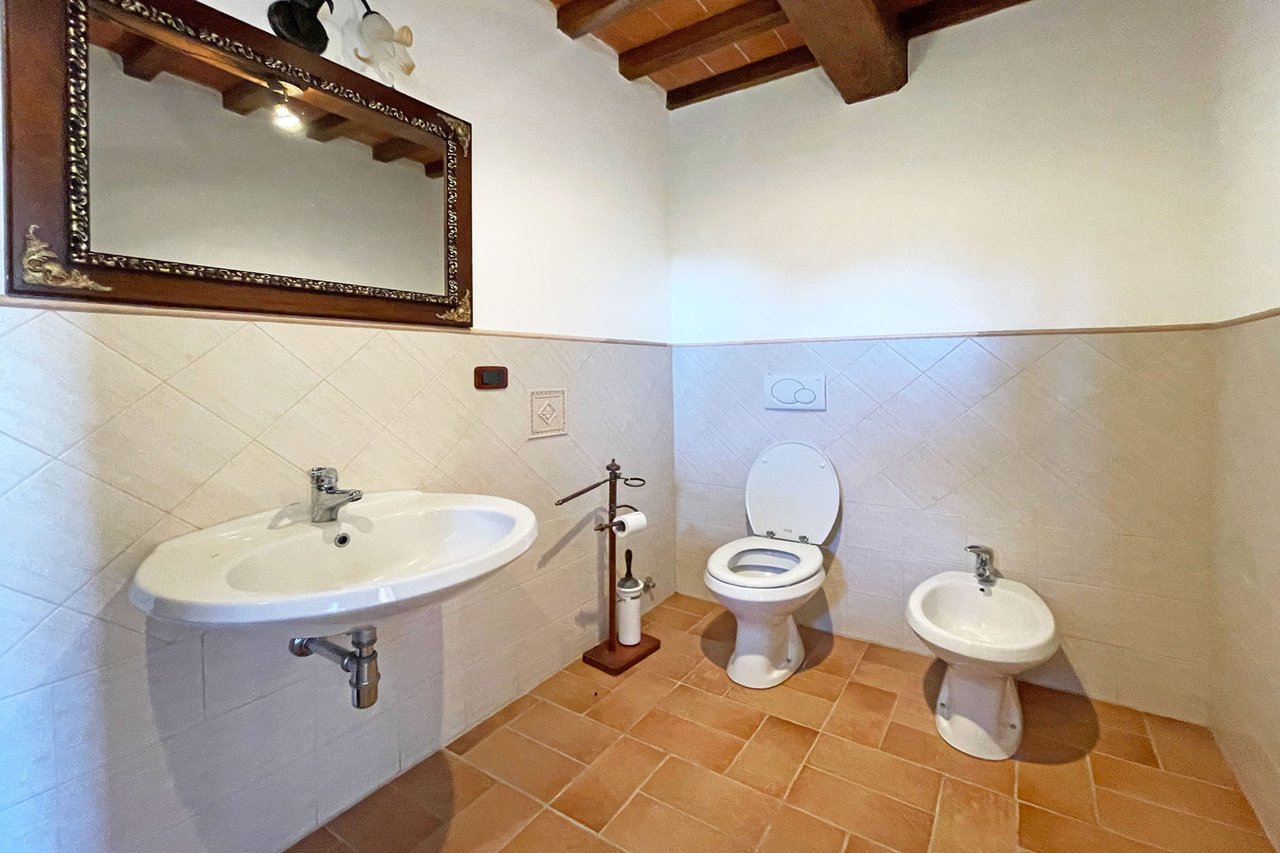 A Charming Stone Farmhouse for Sale in Radicofani