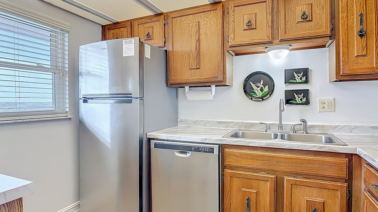 Top-Floor Oceanview Condo on New Smyrna Beach