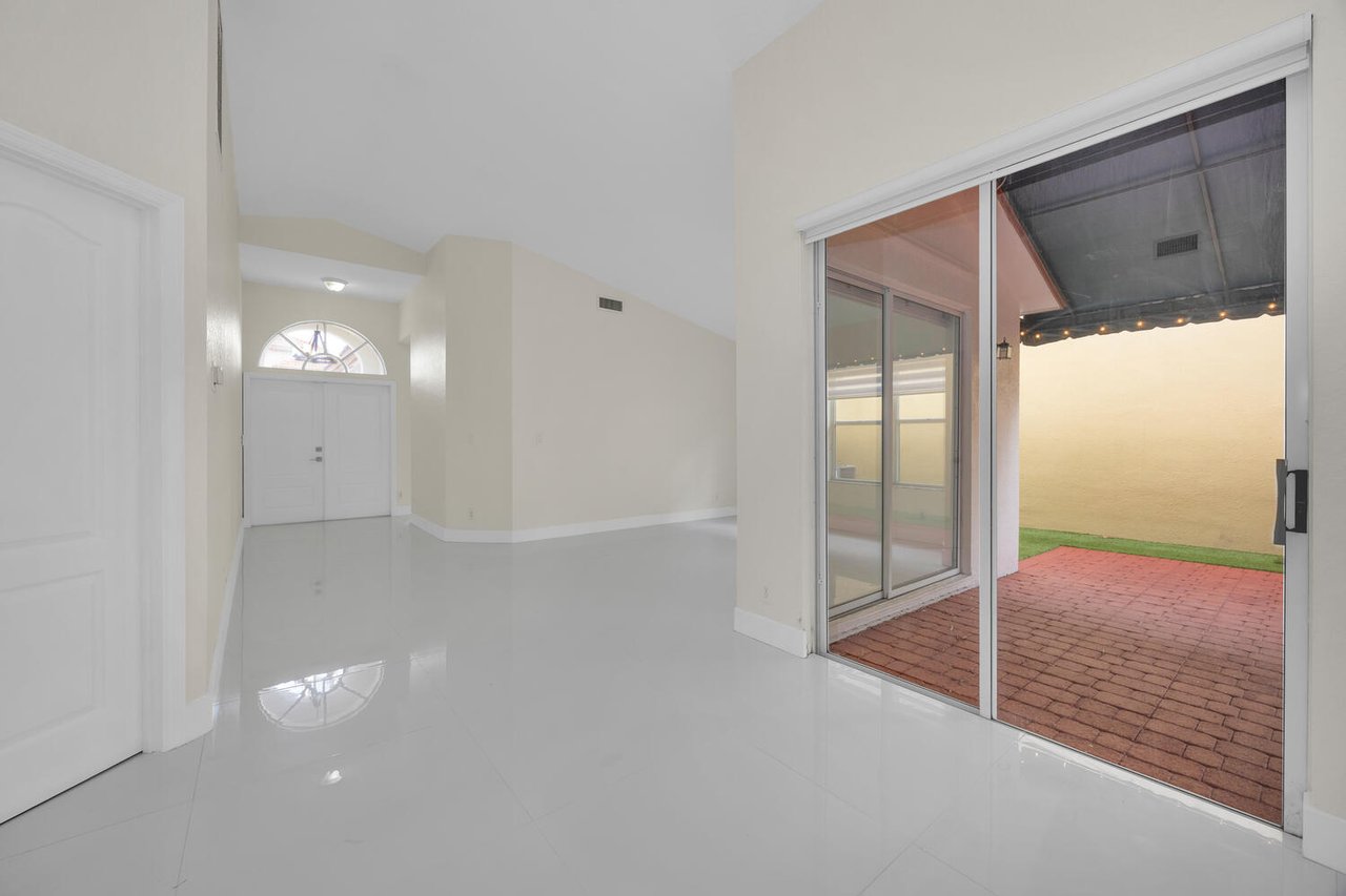 Just Listed at Costa Verde in Doral