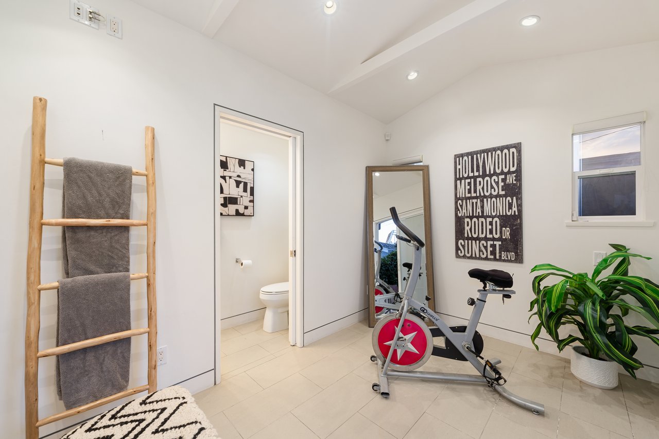 524 Rialto Ave, Venice