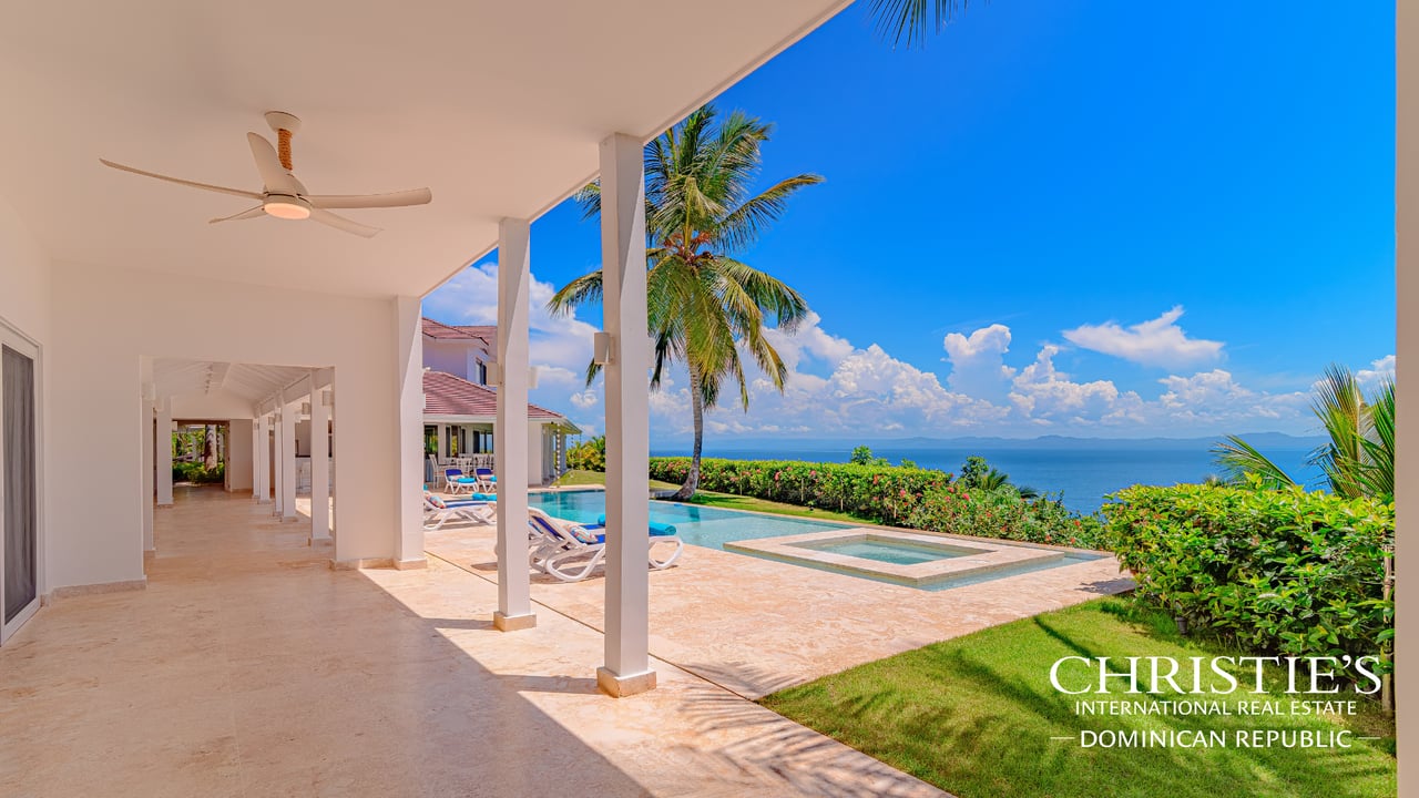 Luxury Ocean View Villa in the Puerto Bahía Resort Community