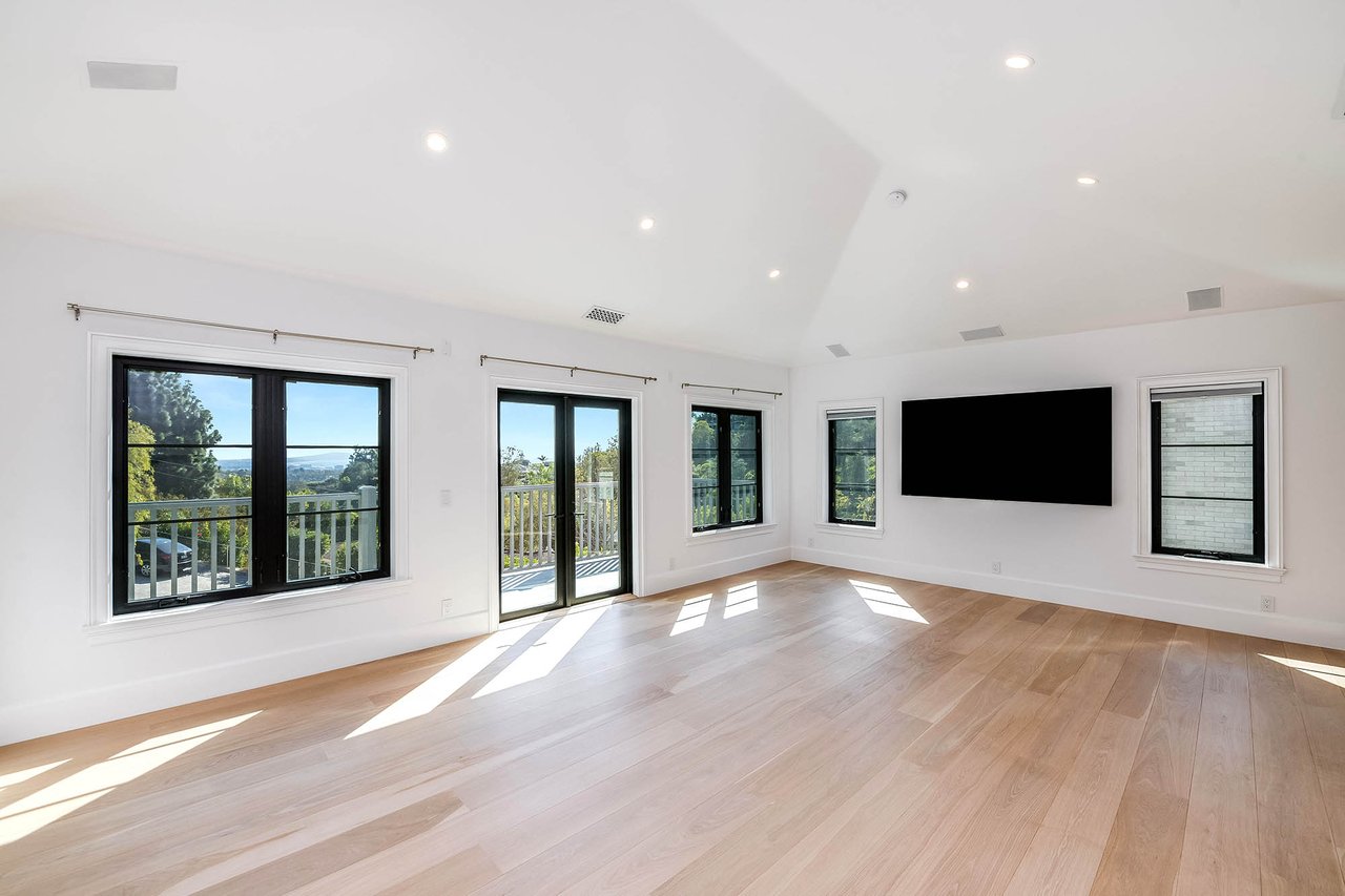 1348 Marinette Rd, Pacific Palisades 