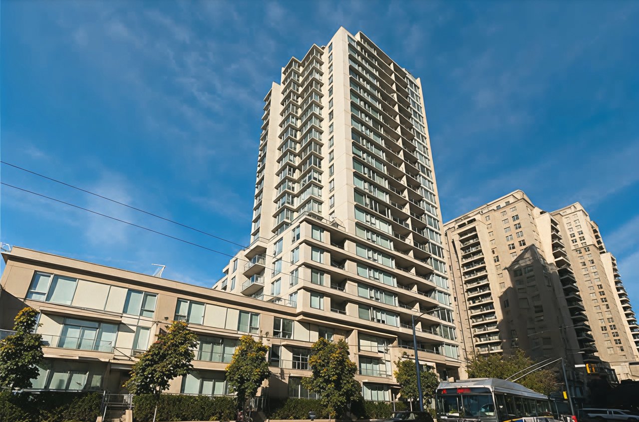 1001 Richards St, #210