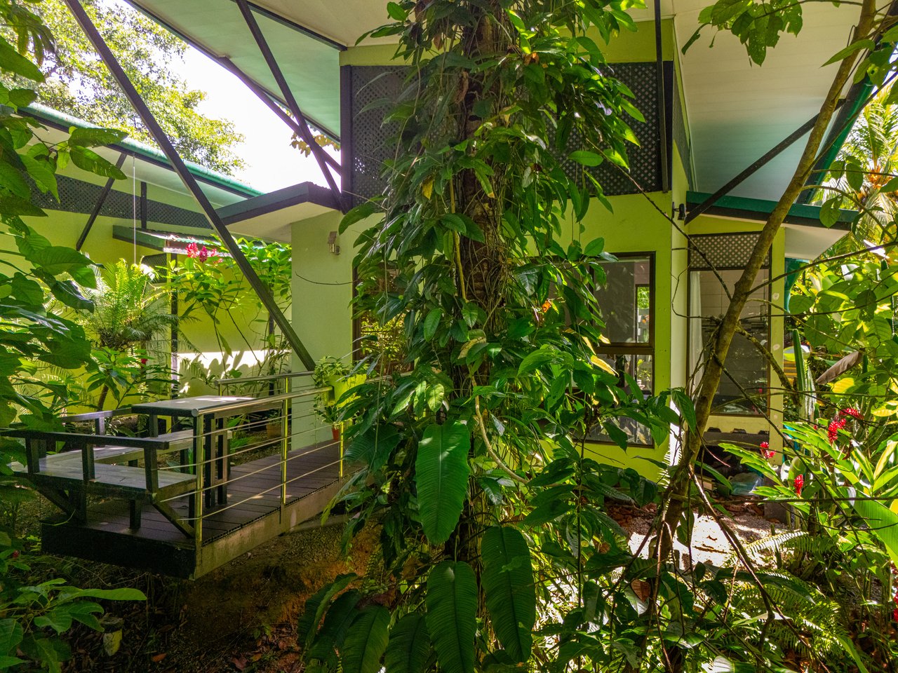 Yaba Chigui, Turnkey Riverside Eco-Resort or Private Family Compound in Ojochal
