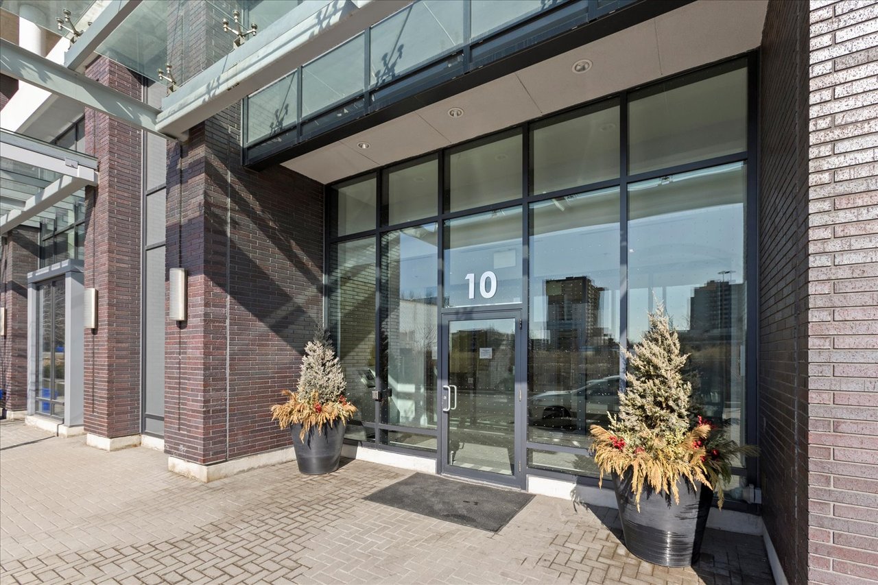 #1009-10 Gibbs Road 