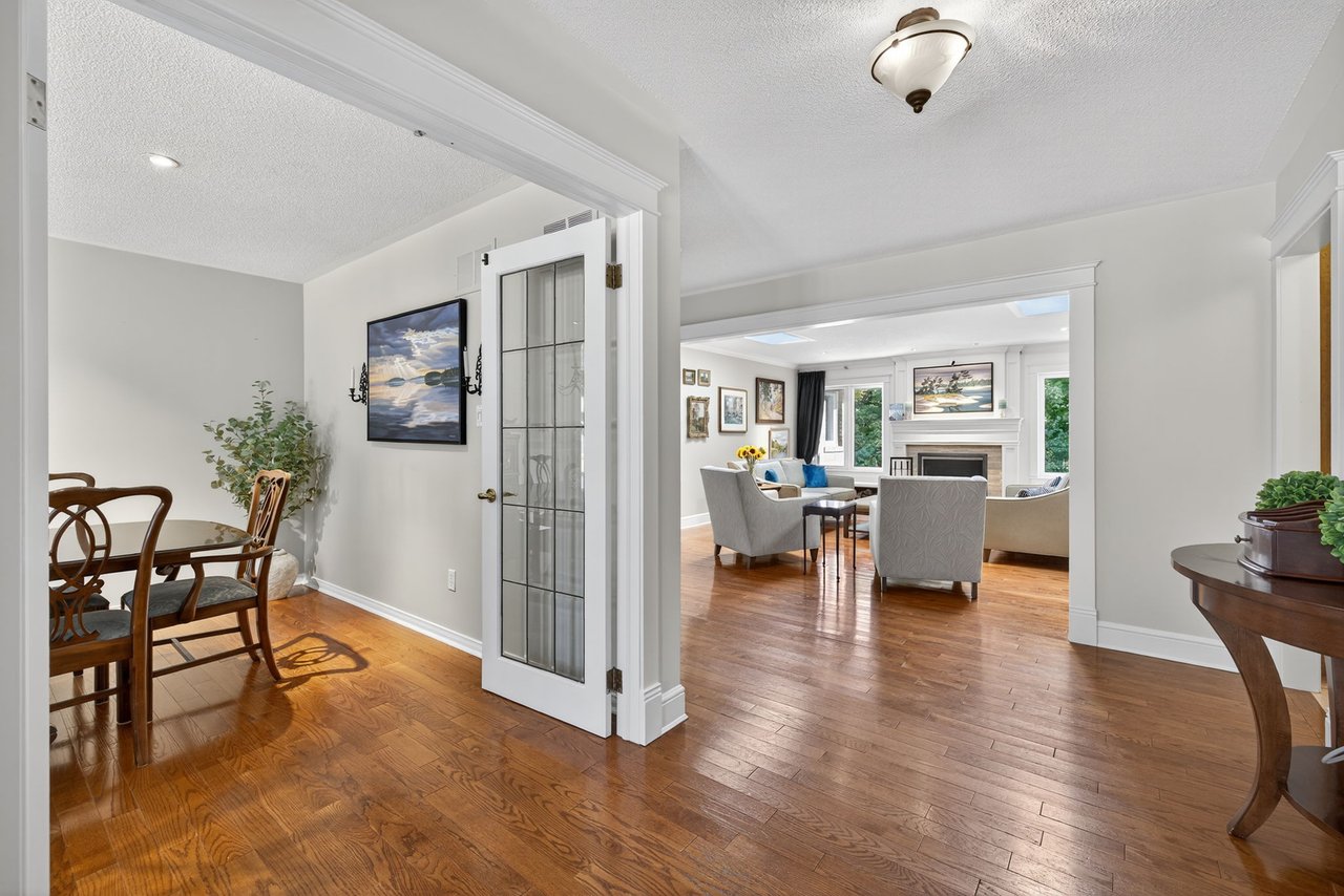 6 Falling Leaf Crt, Aurora