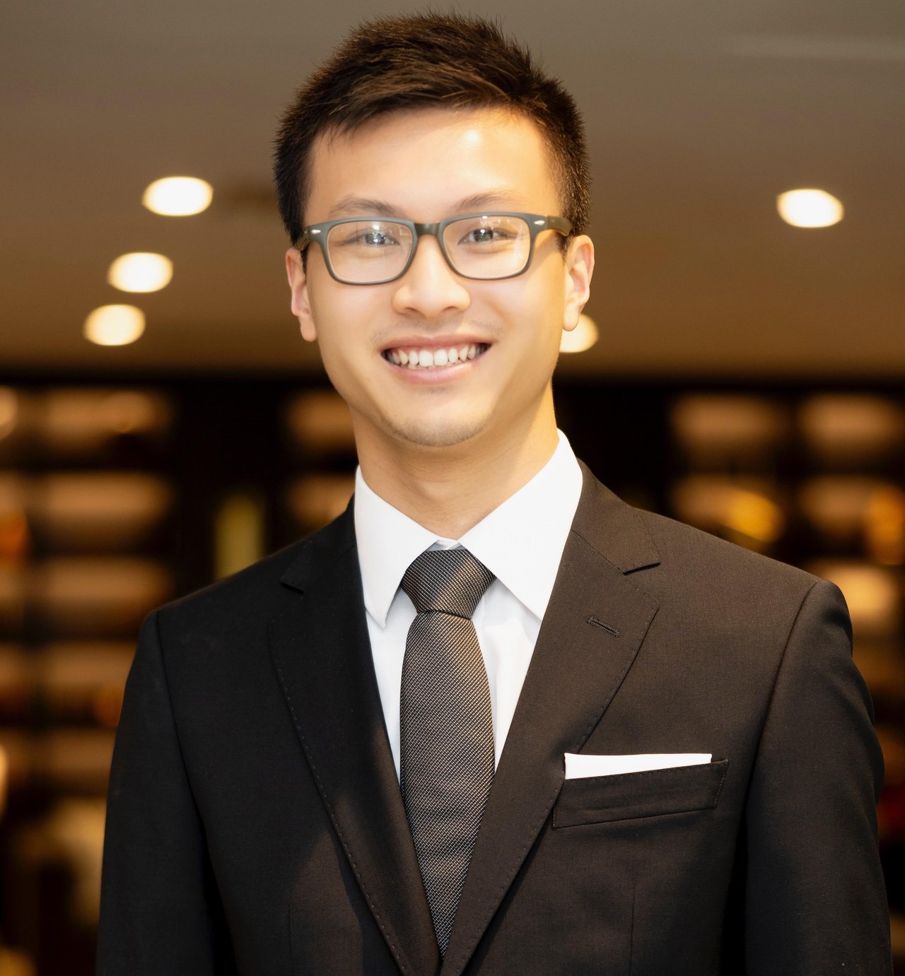 Terence Chen New York, NY Real Estate Agent Headshot