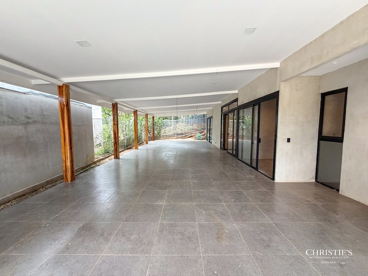 El Moro | Prime Commercial Investment Opportunity in Tamarindo