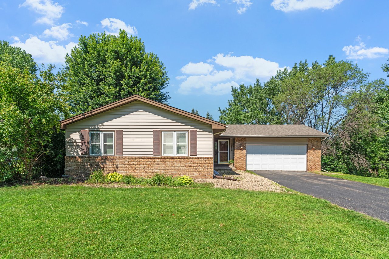 15020 Tyacke Drive, Burnsville, MN 55306-5040