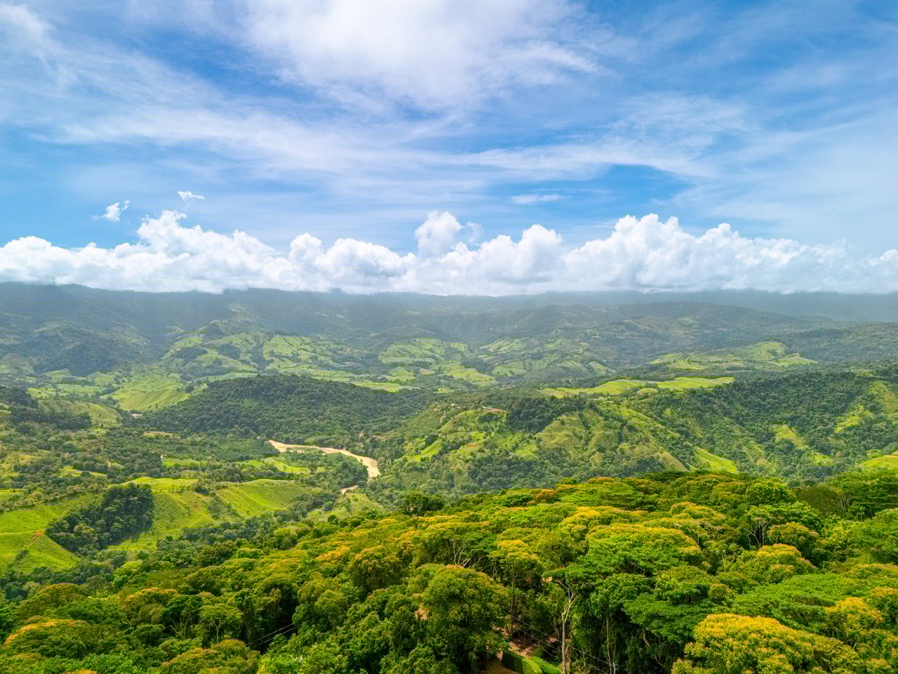 Sueños de Mariposa – A Boutique Paradise in the Hills of Lagunas.  Stunning Views!