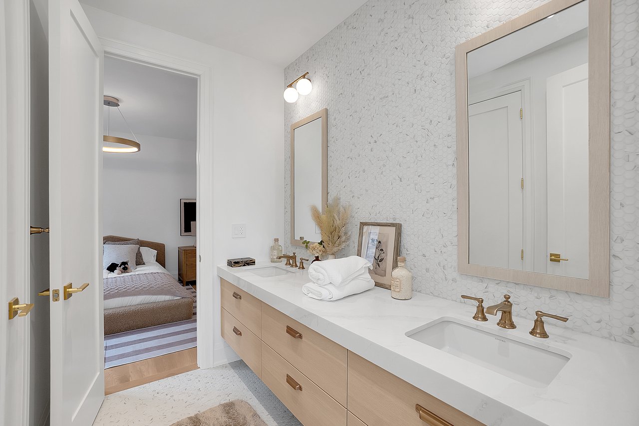 53B Puccini Drive, Richmond Hill Ontario