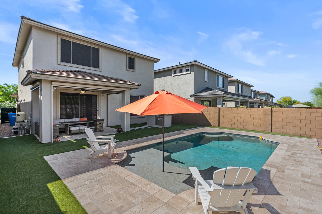 22136 N 28th Place