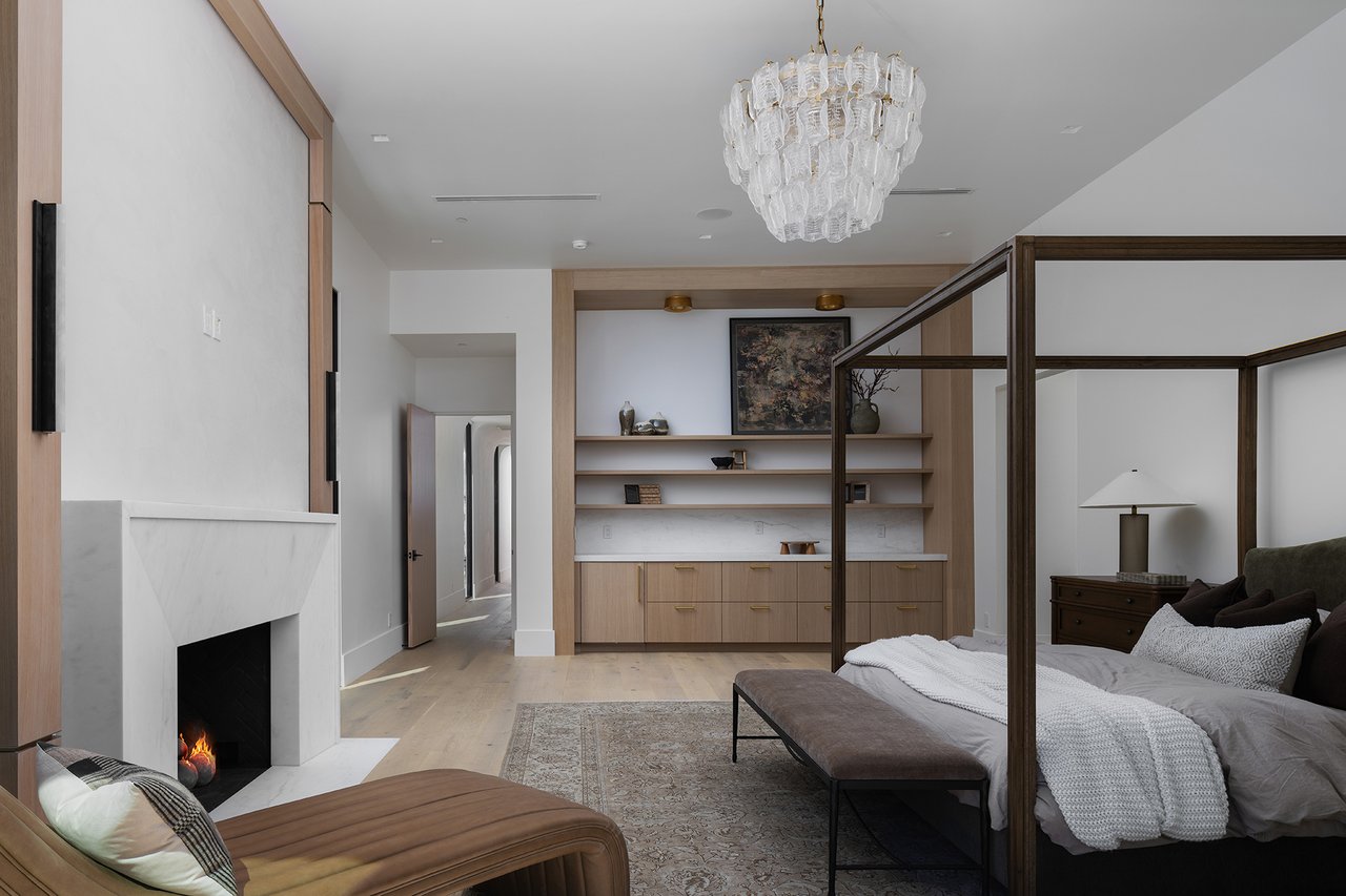 5717 E VIA LOS RANCHOS